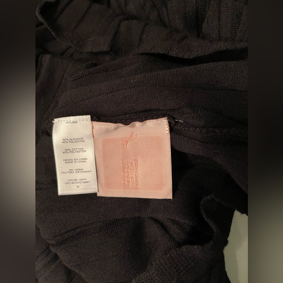 Fit and Flare Sweater Knit Tunic Top Long Sleeve Daisy Fuentas Black. Size M. NW - Picture 4 of 5